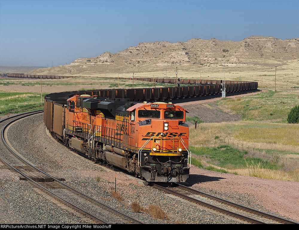 BNSF 8494